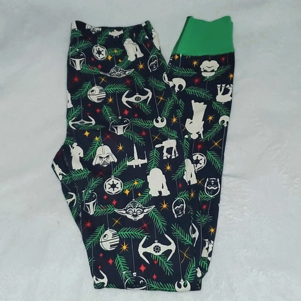 STAR WARS Holiday Long John Pajama Set Kids Size S-M (READ)